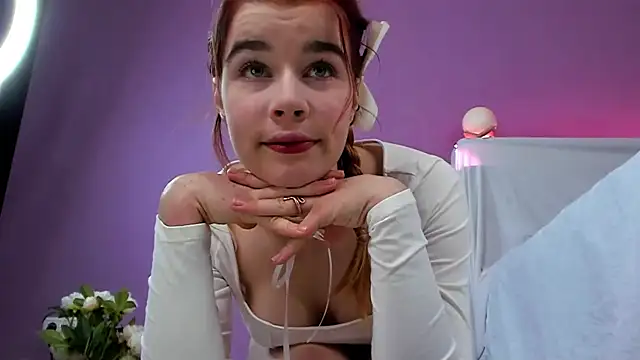 EilinWood online show from 12.21.25