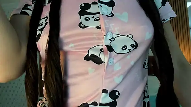 VictoriaKyros online show from 03.30.26