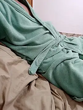 HotJXS online show from 12.17.25