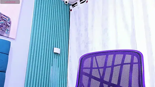 Snapshot of Bianca_slut1 chatting on 03.17.26 Bianca slut1 online show from 03.17.26