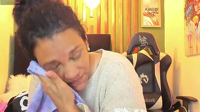 Snapshot of Bianca_slut1 chatting on 04.09.26 Bianca slut1 online show from 04.09.26