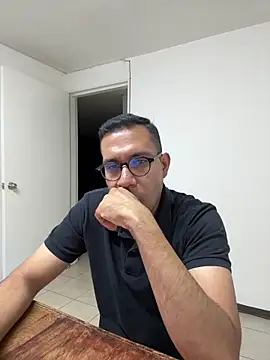 Snapshot of AdrianGarcia89 chatting on 06.06.26 AdrianGarcia89 online show from 06.06.26