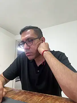 Snapshot of AdrianGarcia89 chatting on 06.12.26 AdrianGarcia89 online show from 06.12.26