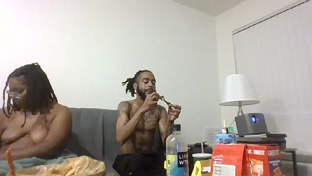 AverageAnt  online show from 02.25.26