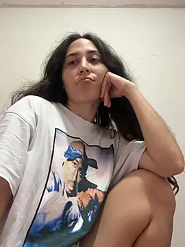 Snapshot of LatinDoll8 chatting on 07.19.26 LatinDoll8 online show from 07.19.26