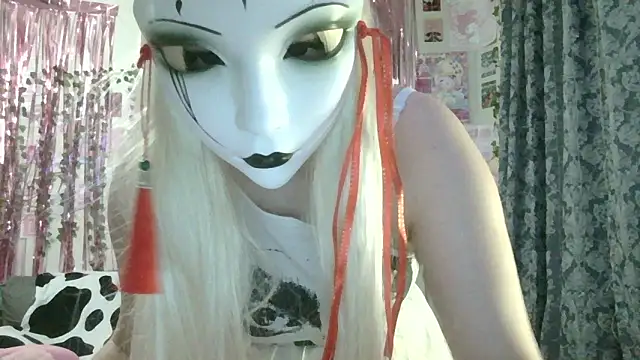 MysticYumiko online show from 12.22.25