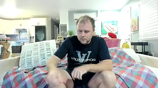 Studmuffin4you online show from 02.14.26