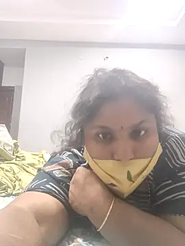 Snapshot of Telugumistress chatting on 04.20.26 Telugumistress online show from 04.20.26