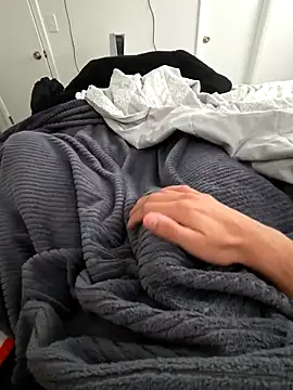 Snapshot of reflex312 chatting on 12.17.25 reflex312 online show from 12.17.25