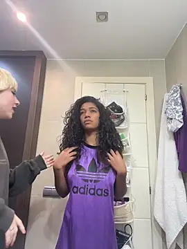 MikaScarlet online show from 04.13.26