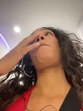 MikaScarlet online show from 04.15.26