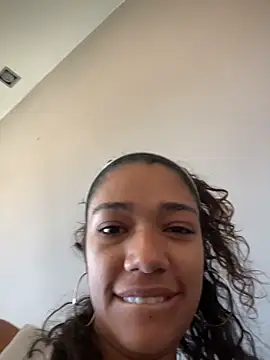 MikaScarlet online show from 04.16.26