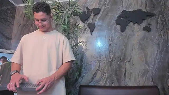 Snapshot of Noah_Clarkk chatting on 02.19.26 Noah Clarkk online show from 02.19.26