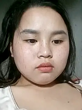 Snapshot of Daisy-y chatting on 12.19.25 Daisy-y online show from 12.19.25