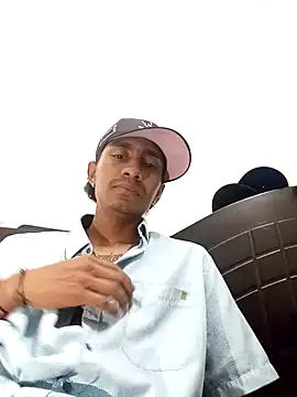 Snapshot of negrito_sexxxo chatting on 12.18.25 negrito sexxxo online show from 12.18.25