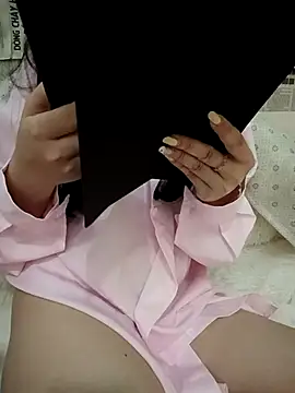 -Eulalia- online show from 12.22.25