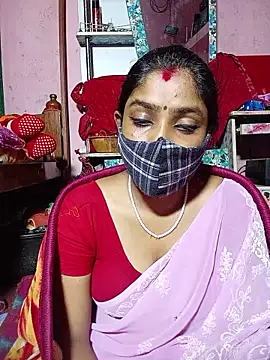 Snapshot of villSunrise chatting on 02.07.26 villSunrise online show from 02.07.26