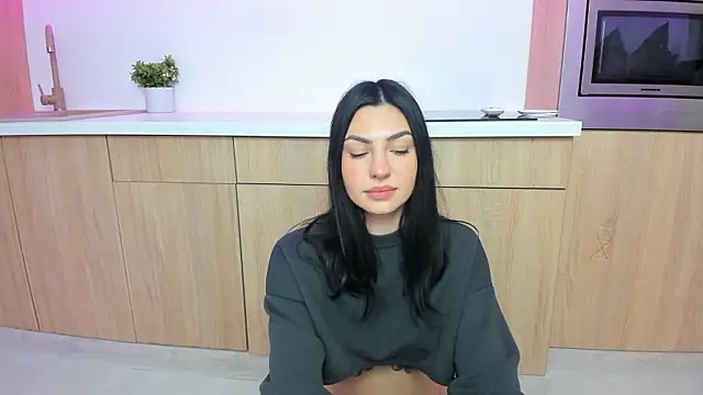 Baby Ava  online show from 02.01.26