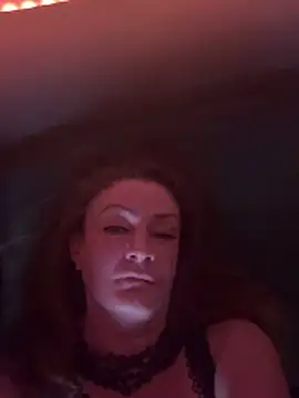 HotMilfLily online show from 12.20.25