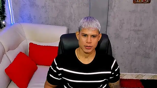 oruz stud online show from 12.19.25