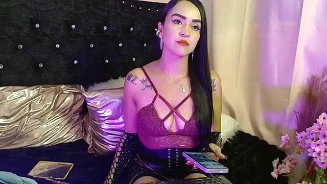 Ambar Rouxee online show from 01.07.26