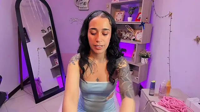 StaceyLeee online show from 02.13.26