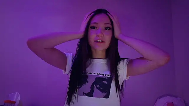 luvvivii online show from 01.13.26