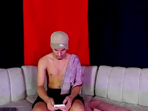 BrownieLoverss online show from 02.10.26