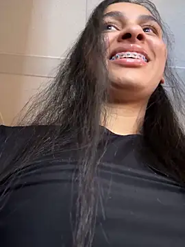 ManuelaEvans  online show from 04.09.26