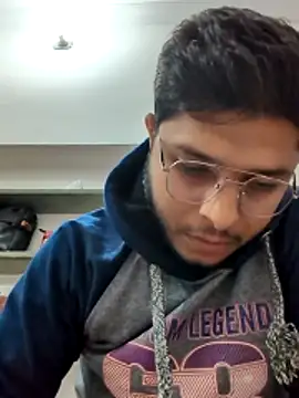 boyzzxzzz online show from 12.19.25