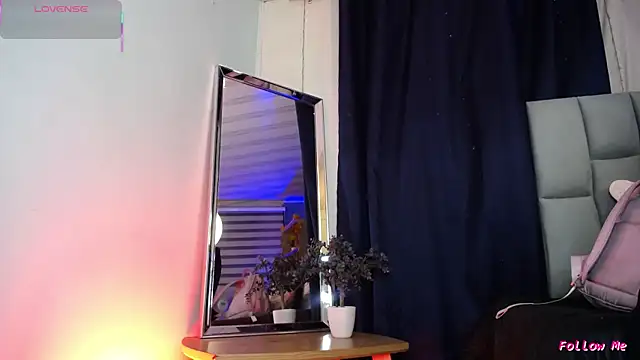 Snapshot of Emilyy05_ chatting on 03.01.26 Emilyy05 online show from 03.01.26