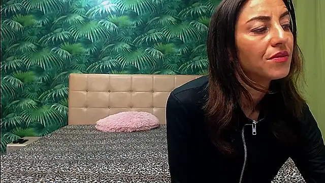 Stella John online show from 01.19.25