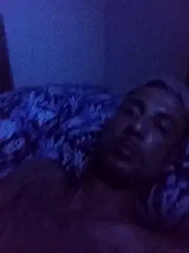 Snapshot of MAGRINdaVr chatting on 12.20.25 MAGRINdaVr online show from 12.20.25