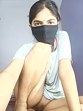 Snapshot of Curvy_Kavya chatting on 01.17.26 Curvy Kavya online show from 01.17.26