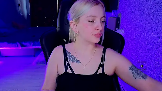 Eva Vibe  online show from 03.30.26