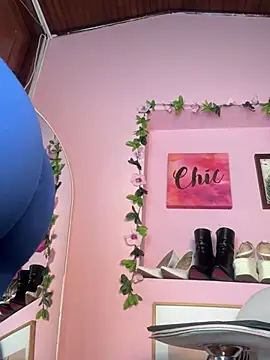  zoe bakerr online show from 02.28.26