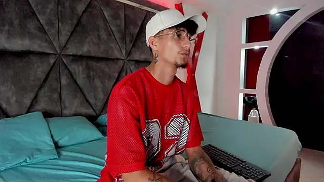 Stone Biker online show from 12.23.25