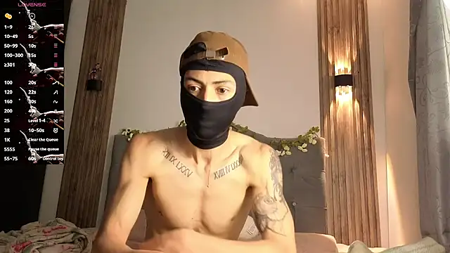 Snapshot of cute_emmma chatting on 05.04.26 cute emmma online show from 05.04.26