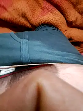 Snapshot of slimplayboy chatting on 12.20.25 slimplayboy online show from 12.20.25