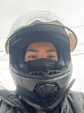 Ema Rose  online show from 04.06.26