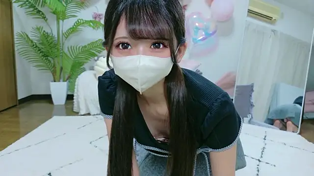 Snapshot of Kiki-jpn chatting on 07.24.26 Kiki-jpn online show from 07.24.26