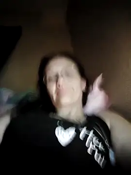 CrownedCuppa online show from 04.22.26