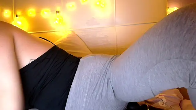 sexxxyredxxx online show from 02.21.26