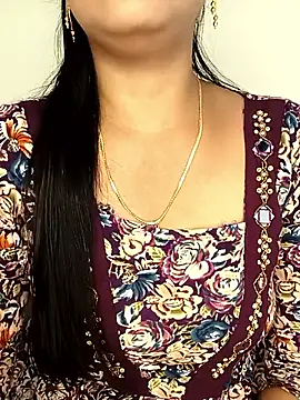 Snapshot of Deshi_bhabhi143 chatting on 04.04.26 Deshi bhabhi143 online show from 04.04.26