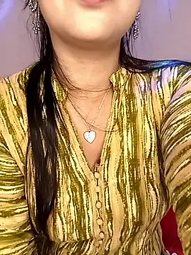 Deshi bhabhi143 online show from 05.18.26