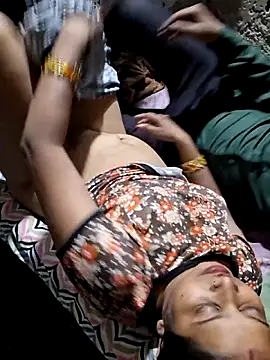 Radhacpl9528 online show from 04.13.26