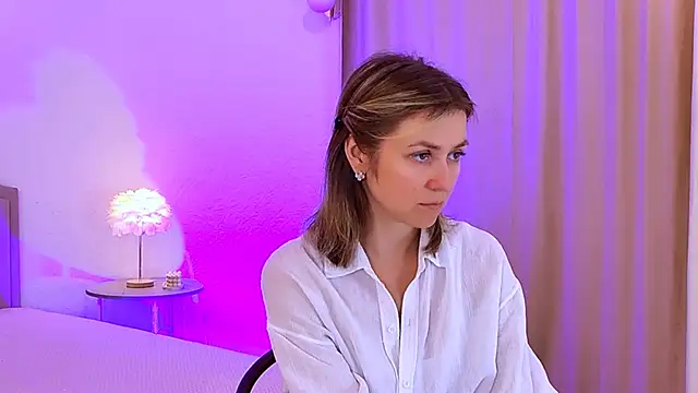 EmeraldGlow online show from 02.05.26