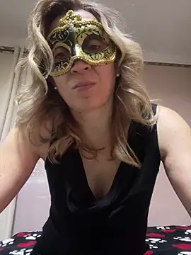 SexyMamiVee online show from 02.18.26