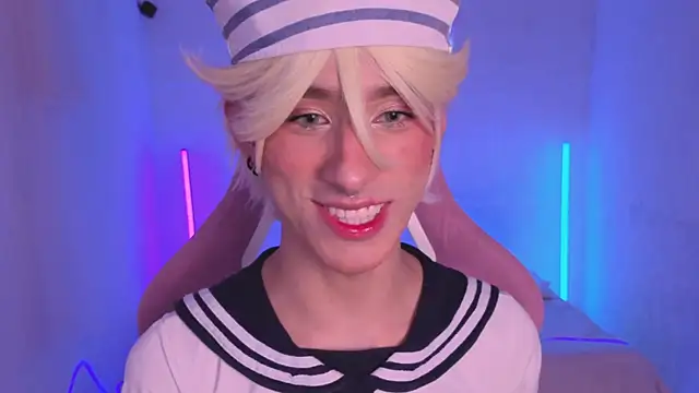 Kitsuneplay  online show from 12.22.25