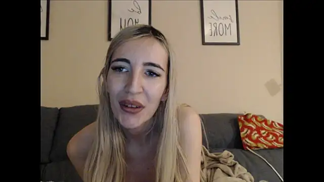 Snapshot of BarbieBlondieGirl chatting on 05.24.26 BarbieBlondieGirl online show from 05.24.26